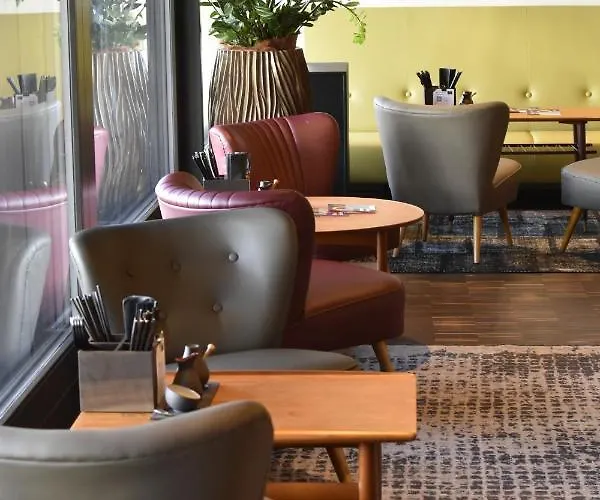 Hotel Lo! Im Kreuz Jona *