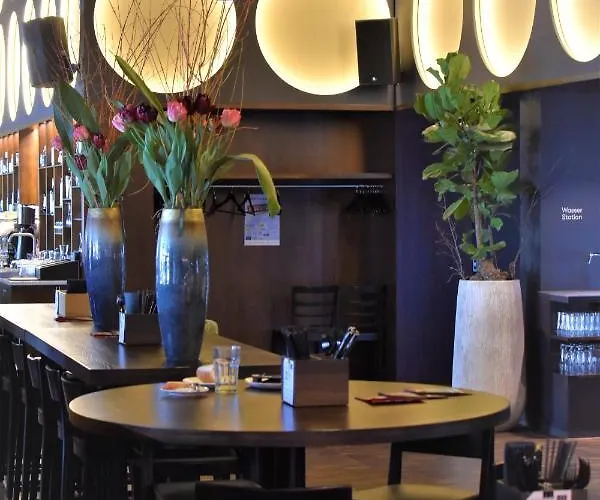 Lo! Im Kreuz Jona Hotel *